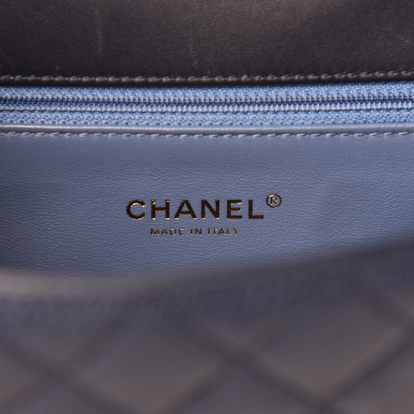 Caviar Quilted Medium CC Filigree Flap Navy Black