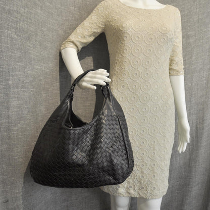 Bottega Veneta Intrecciato Nappa Campana Nero Black 3 of 10