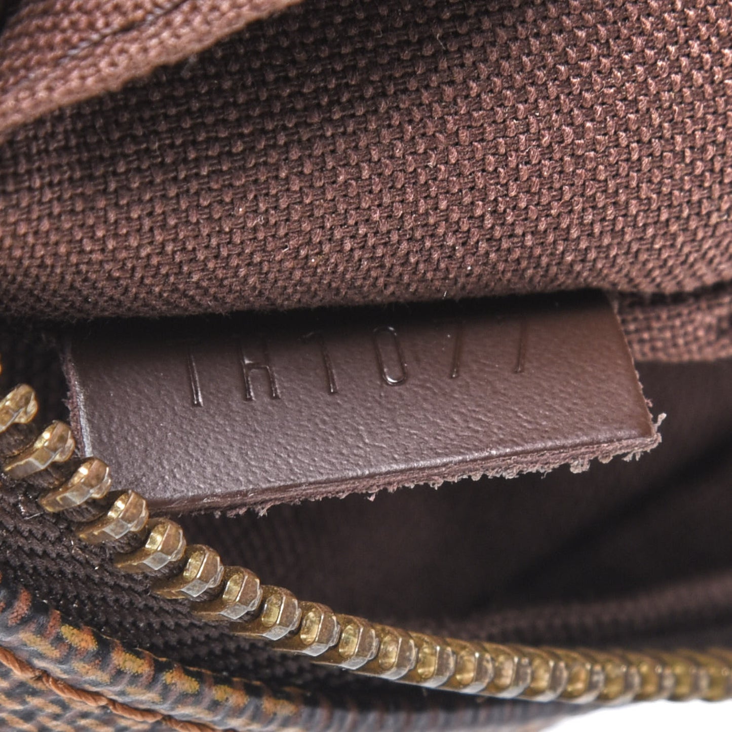 Damier Ebene Pochette Billets Macao