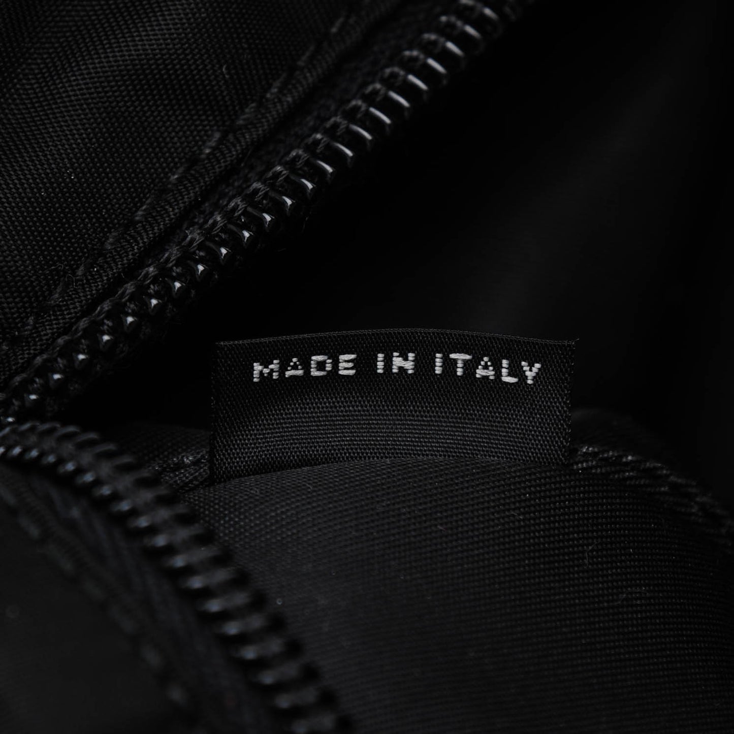 Nylon Vela Flat Messenger Bag Black