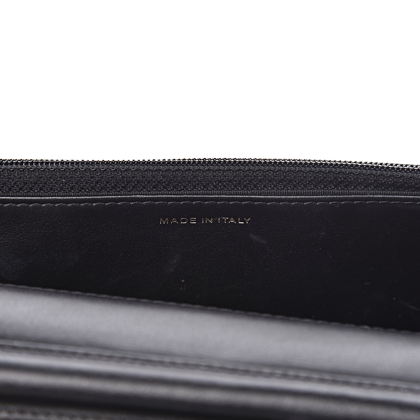 Caviar Chevron Quilted Boy Wallet On Chain WOC Black