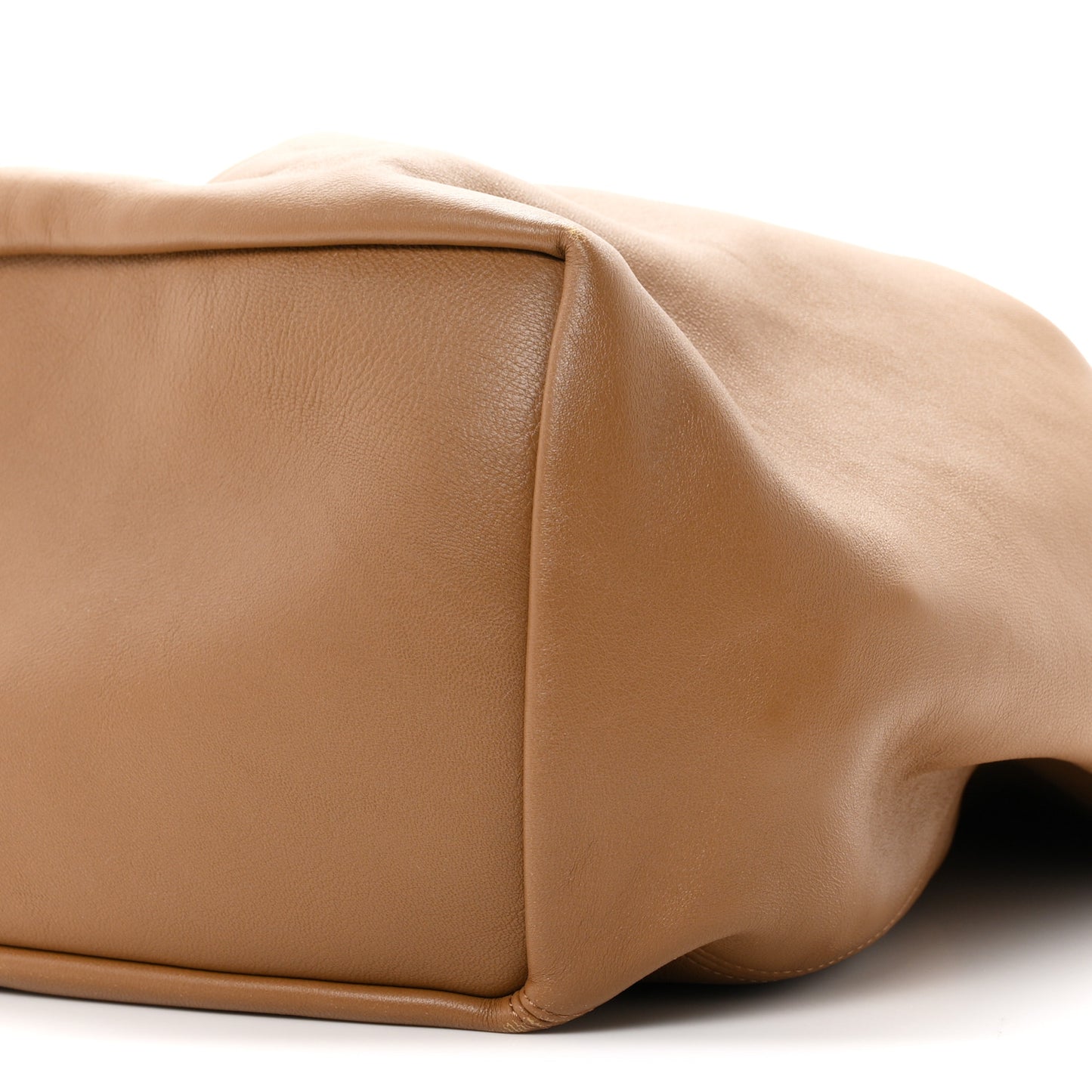 Mellow Nappa Medium Squeeze Bag Oak