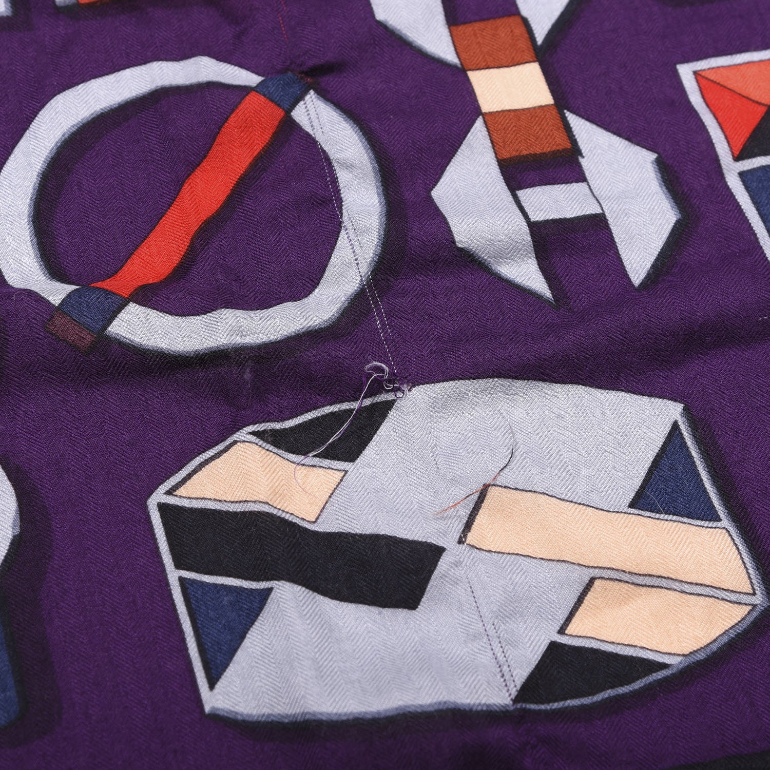 Hermes Cashmere Silk Carre En Boucles Shawl 140 Violet Corail Gris 4 of 6