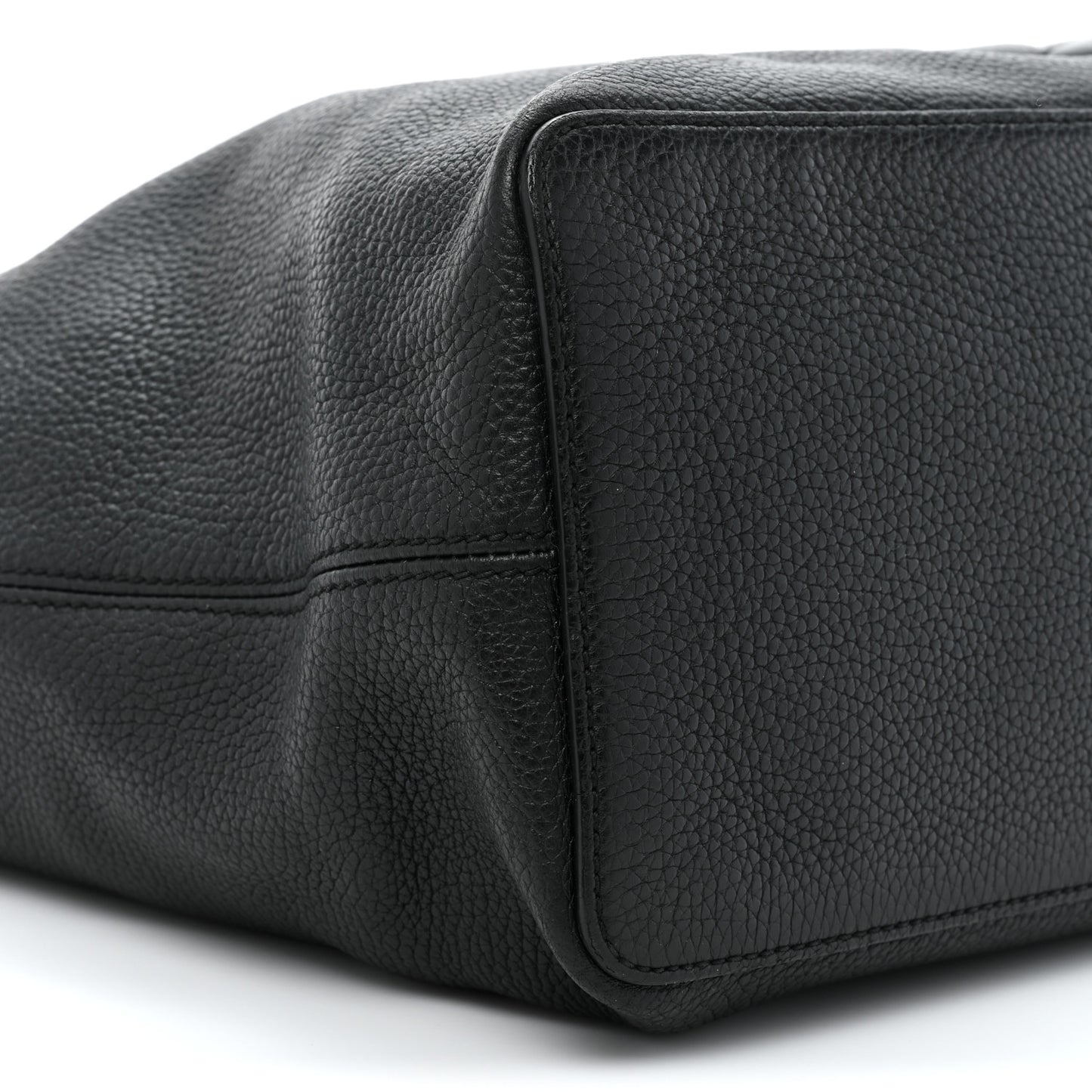 Pebbled Calfskin Large Soho Hobo Black