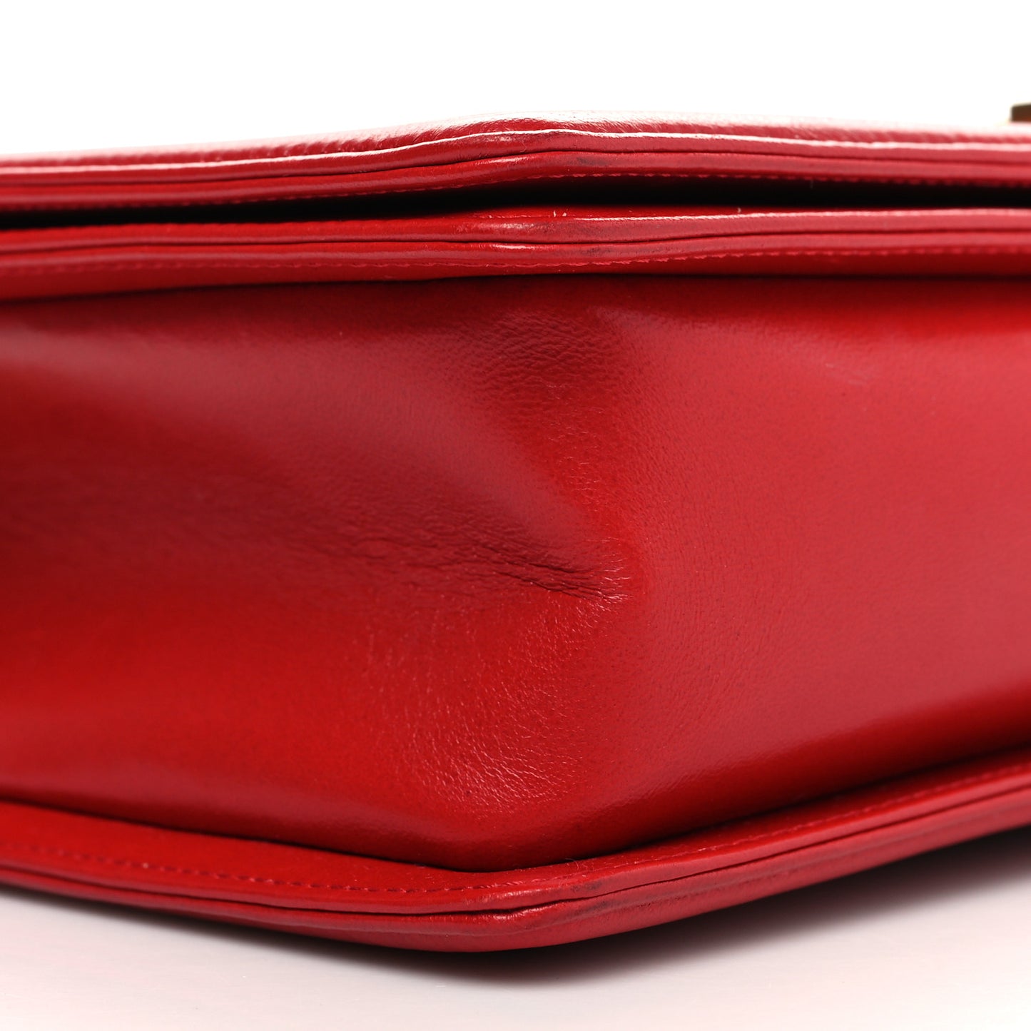 Lambskin Quilted New Medium Boy Flap Red
