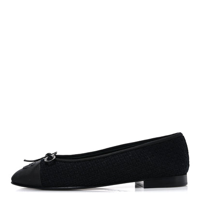 Chanel Wool Tweed Grosgrain Cap Toe CC Ballerina Flats 37.5 Black 1 of 11