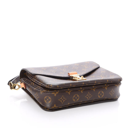 Louis Vuitton Monogram Pochette Metis 4 of 8
