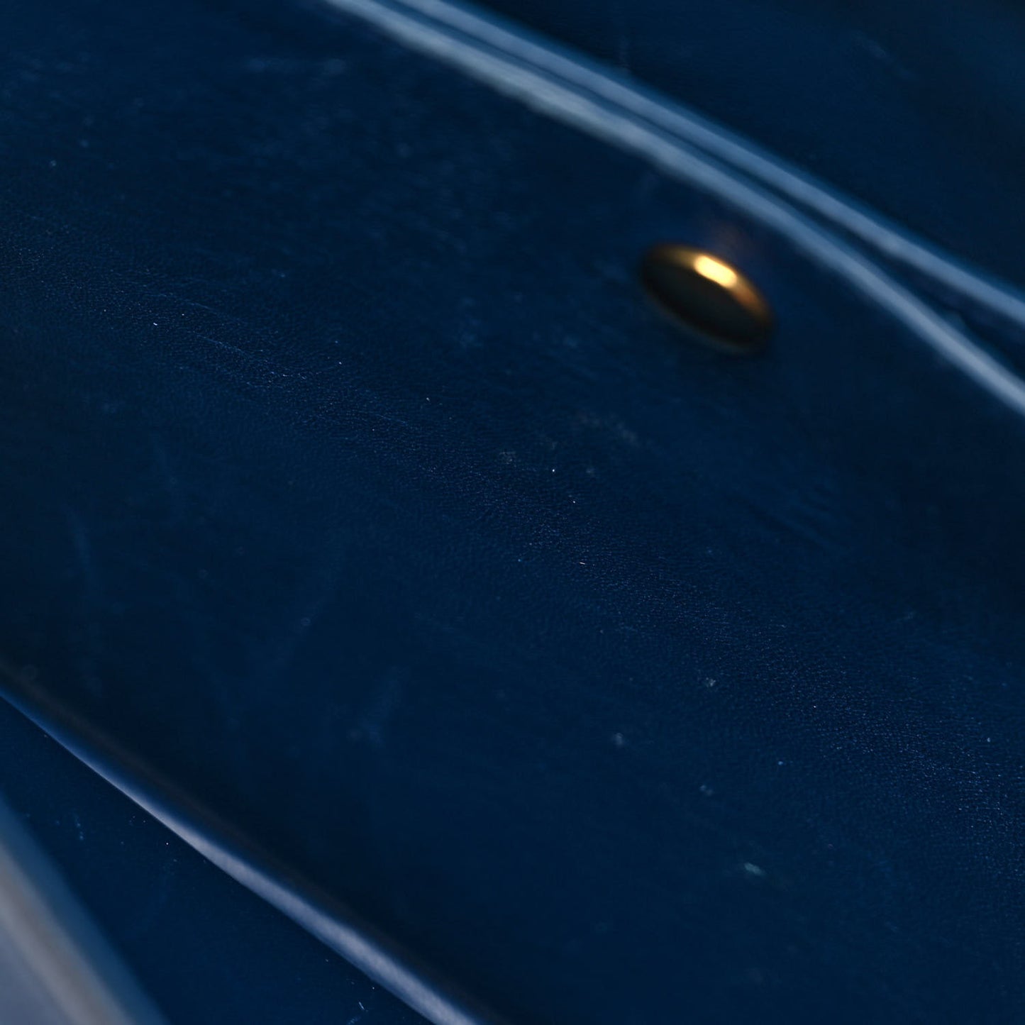 Grained Calfskin Medium Trotteur Navy