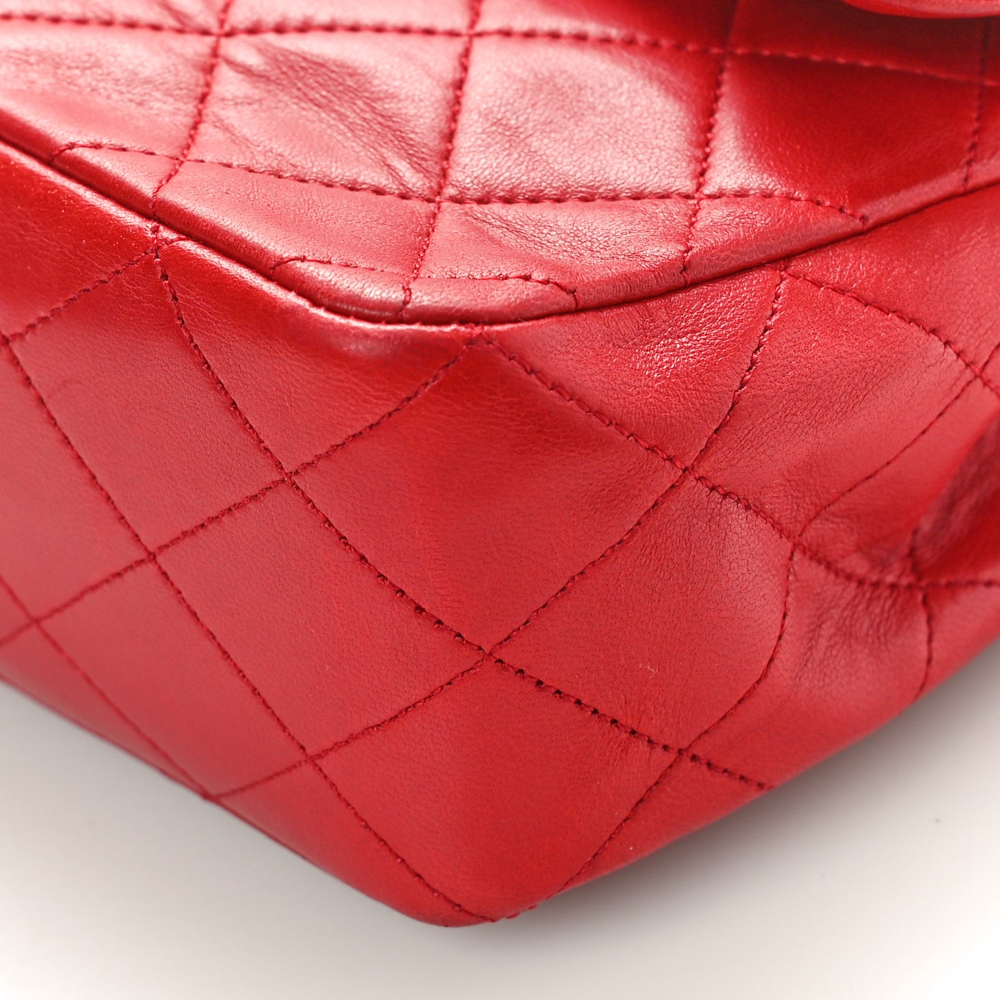 Lambskin Quilted Medium Double Flap Red