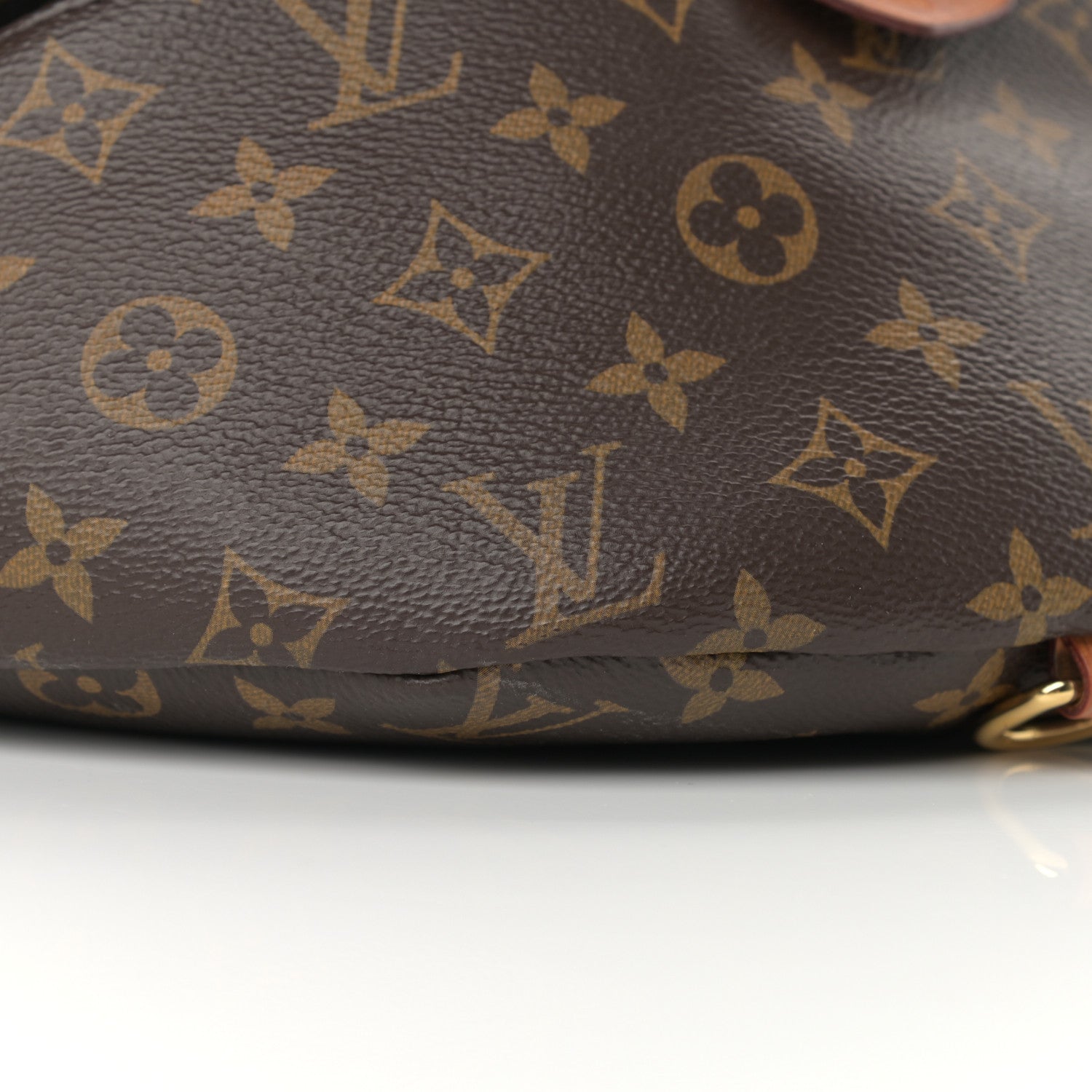 Louis Vuitton Monogram Bumbag 9 of 13