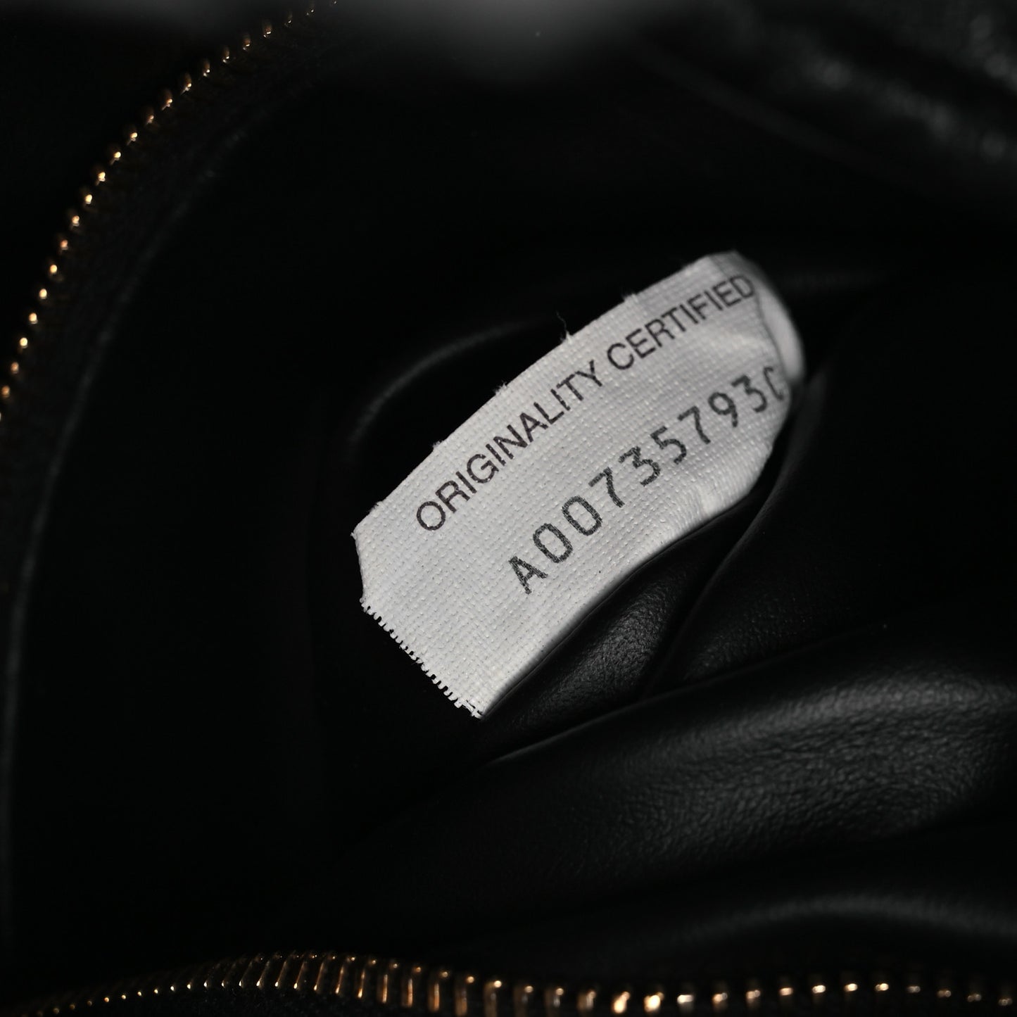 Calfskin Intrecciato Small Hop Black