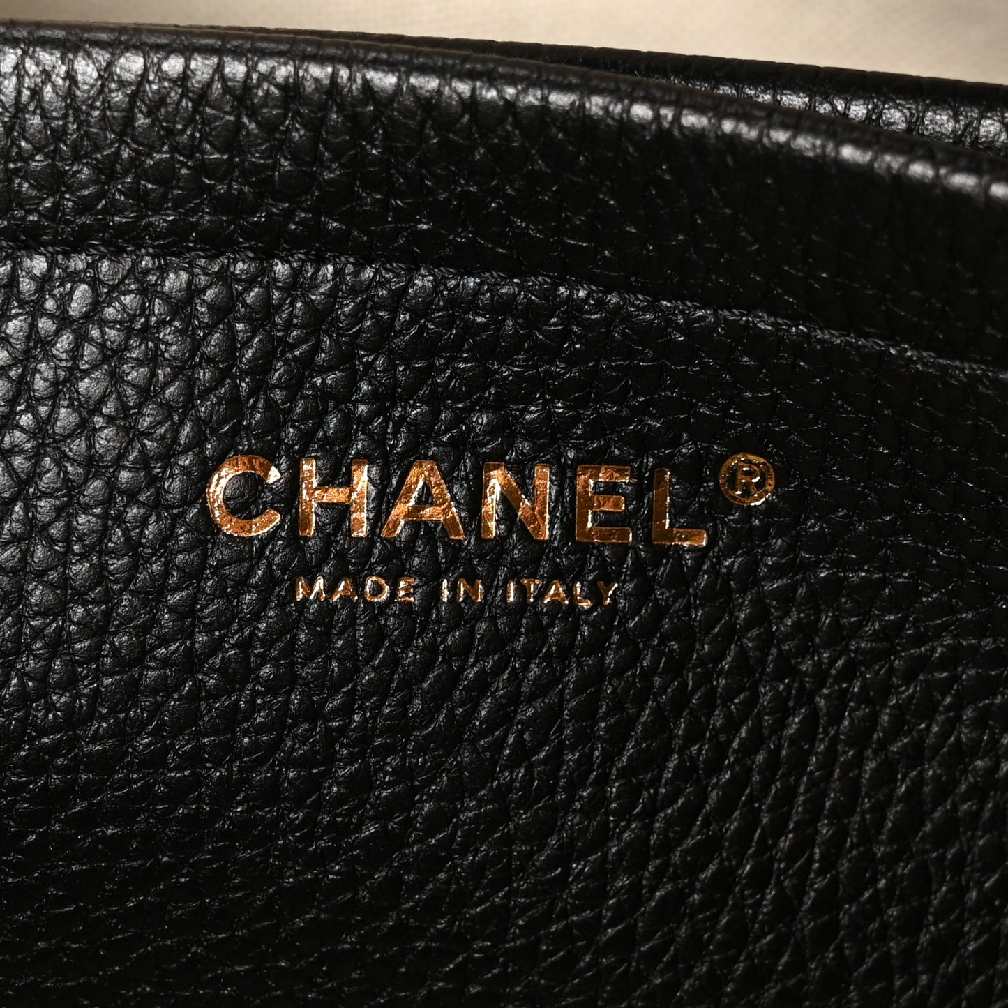 Grained Calfskin Stitched Urban Essentials Small Shopping Bag Black