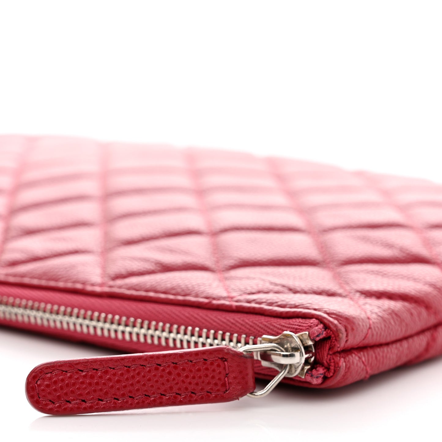 Caviar Quilted Medium Cosmetic Case Red