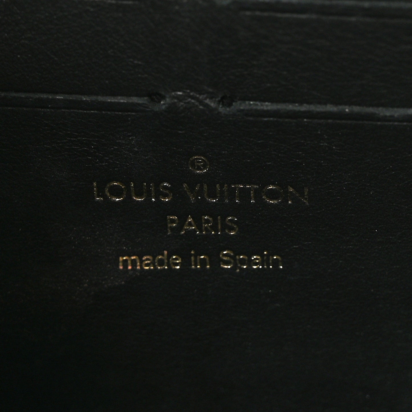 Damier Ebene Vavin Chain Wallet Black