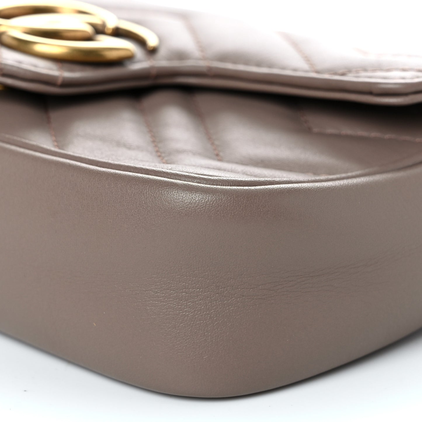 Calfskin Matelasse Super Mini GG Marmont Shoulder Bag Porcelain Rose