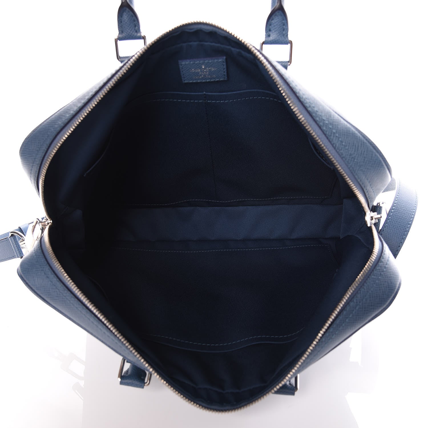 Louis Vuitton Taiga Porte-Documents Voyage PM Ocean 7 of 9