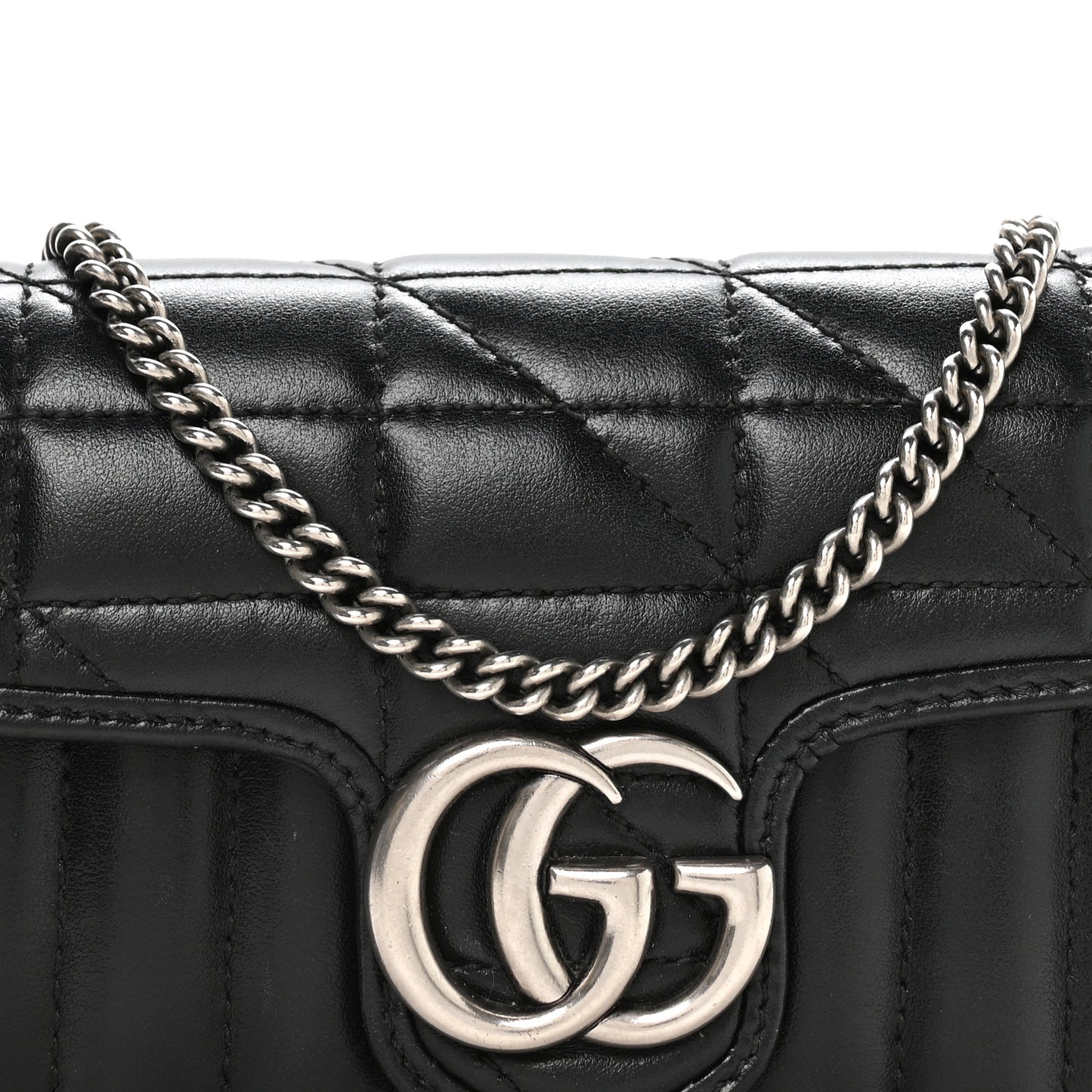 Calfskin Matelasse Aria Super Mini GG Marmont Shoulder Bag Black