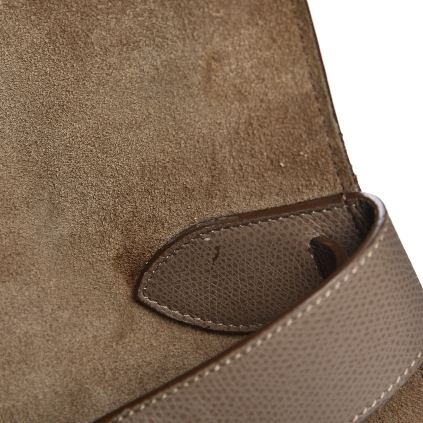 Grained Calfskin Medium Phantom Luggage Taupe