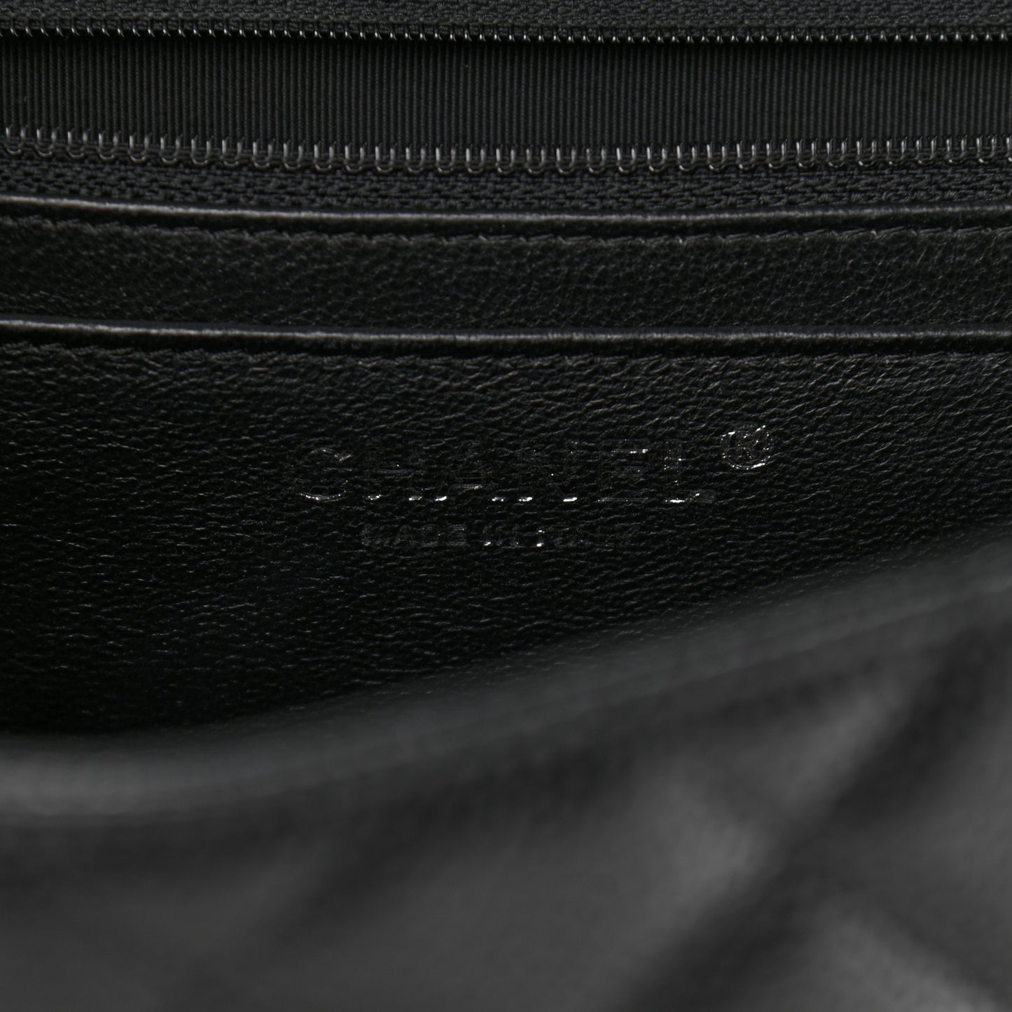 Caviar Quilted Maxi Single Flap Black