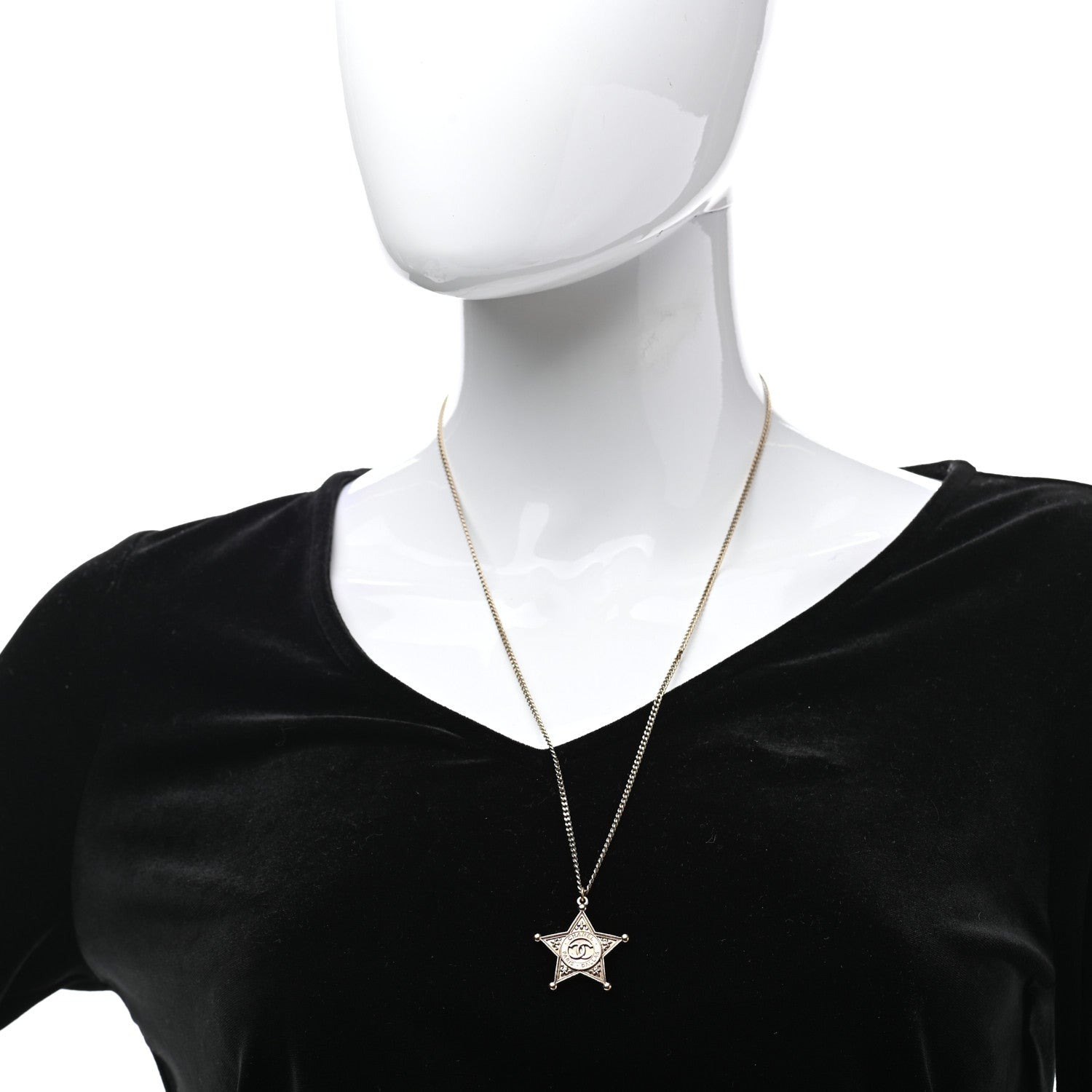 Chanel Metal Paris Dallas CC Star Pendant Necklace Gold 2 of 7