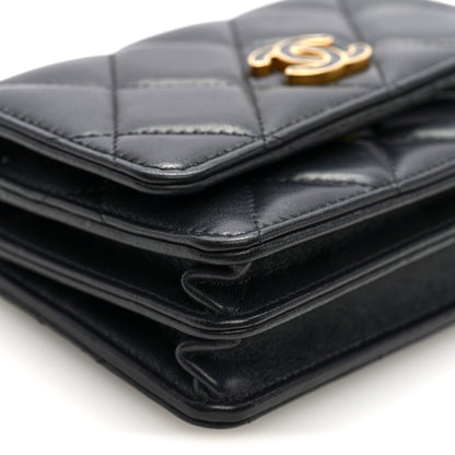 Chanel Lambskin Enamel Quilted Pending CC Clutch With Chain Black 9 of 10