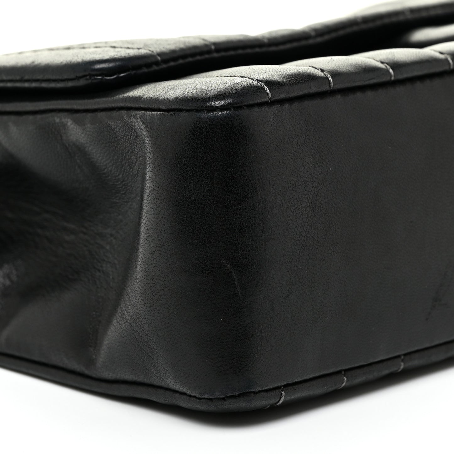 Lambskin Vertical Quilted Medium Single Flap Black