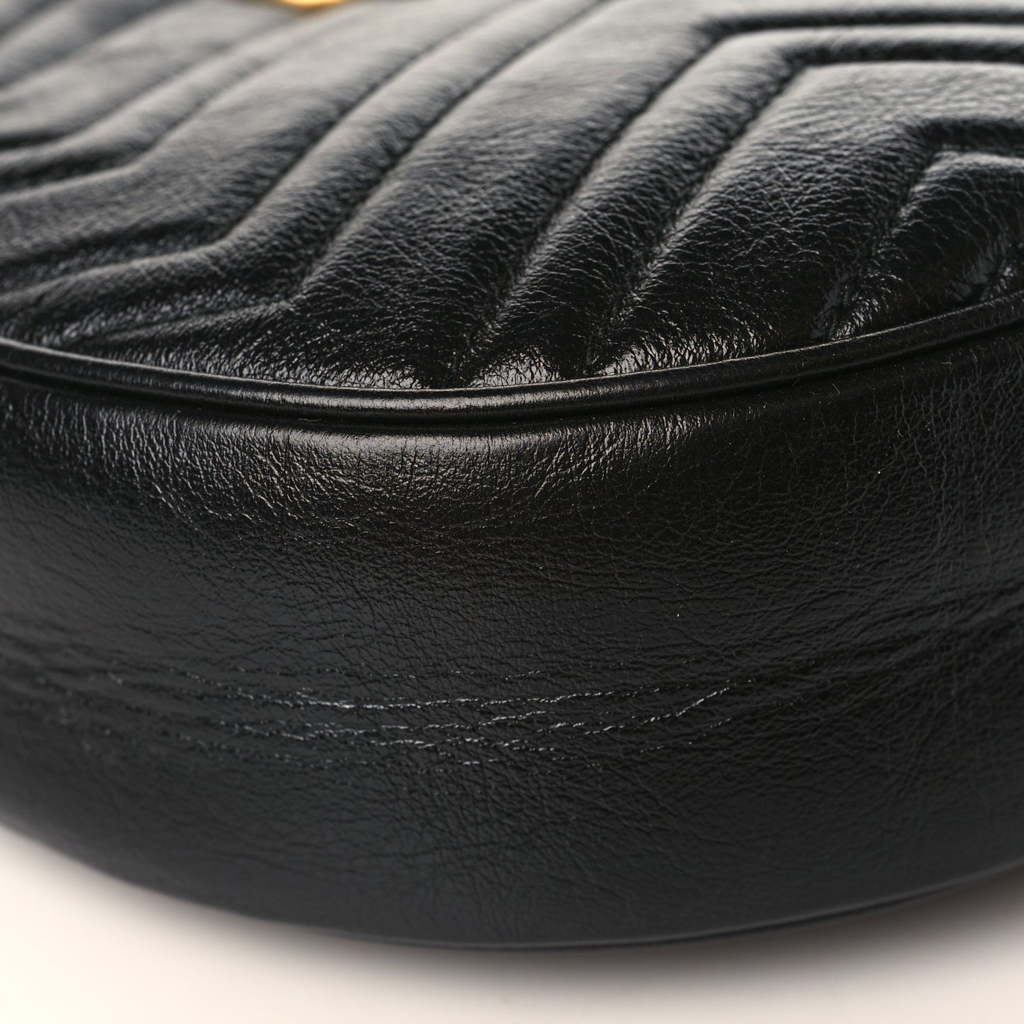 Azalea Calfskin Matelasse Heart Mini GG Marmont Round Shoulder Bag Black