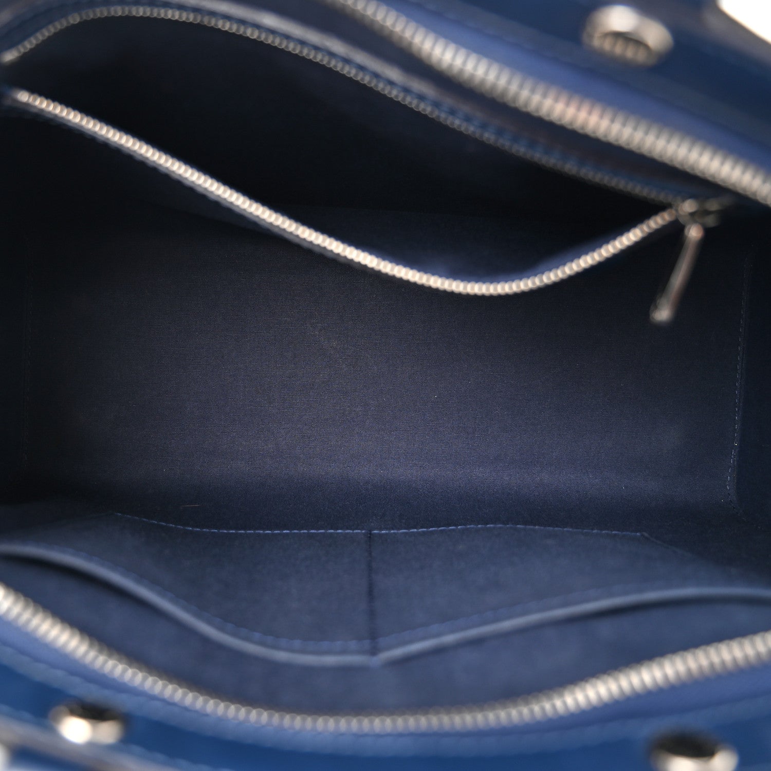 Louis Vuitton Epi Brea MM Indigo 5 of 10