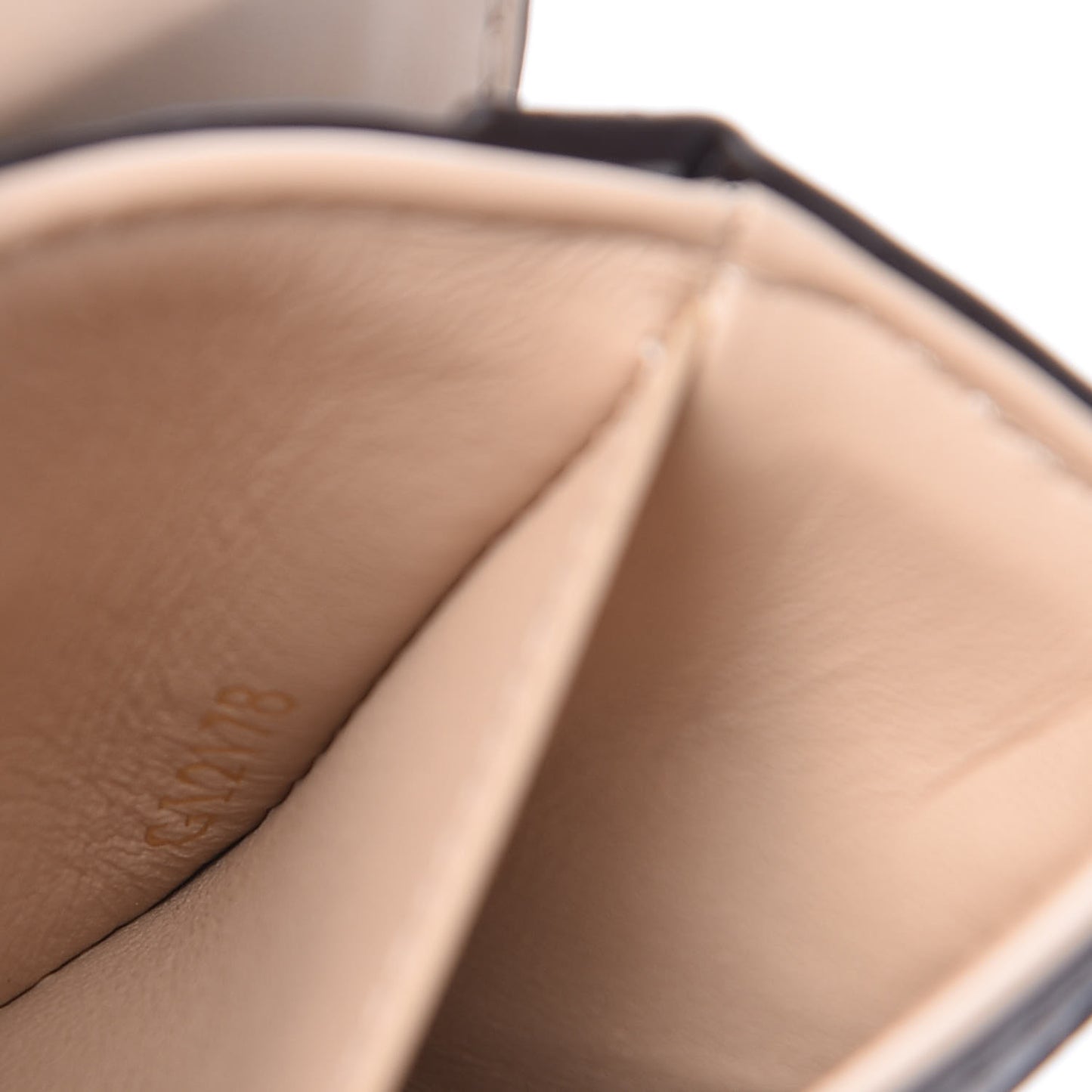 Monogram Essential Time Trunk