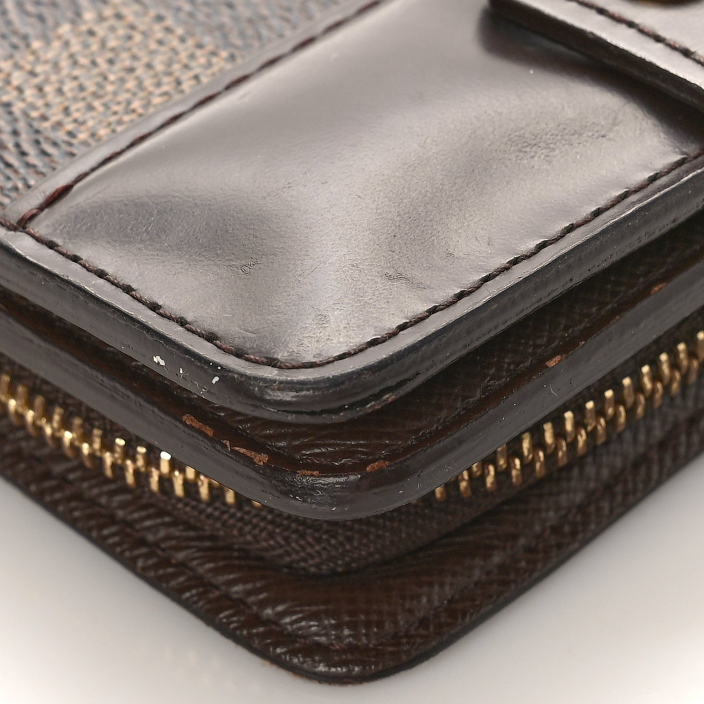 Damier Ebene Zippe Zipped Compact Wallet