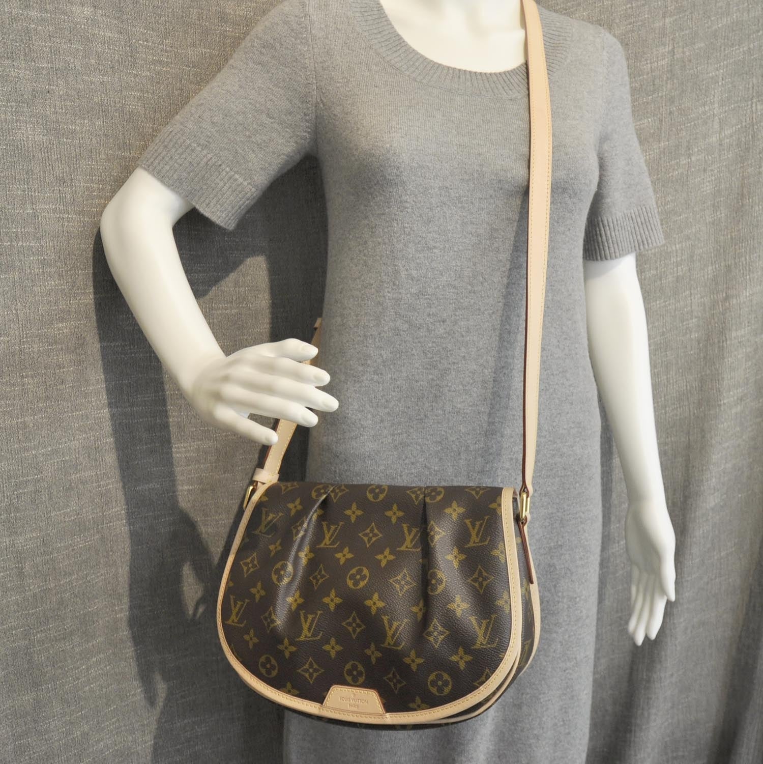 Louis Vuitton Monogram Menilmontant PM 3 of 8