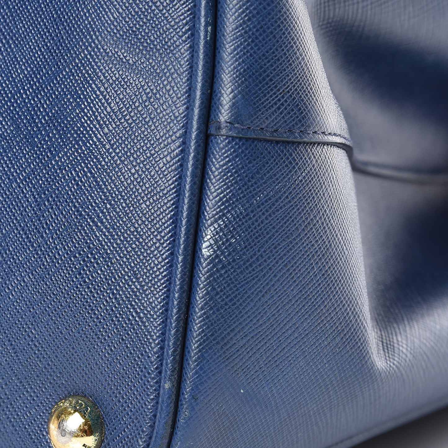 Saffiano Lux Large Tote Bluette