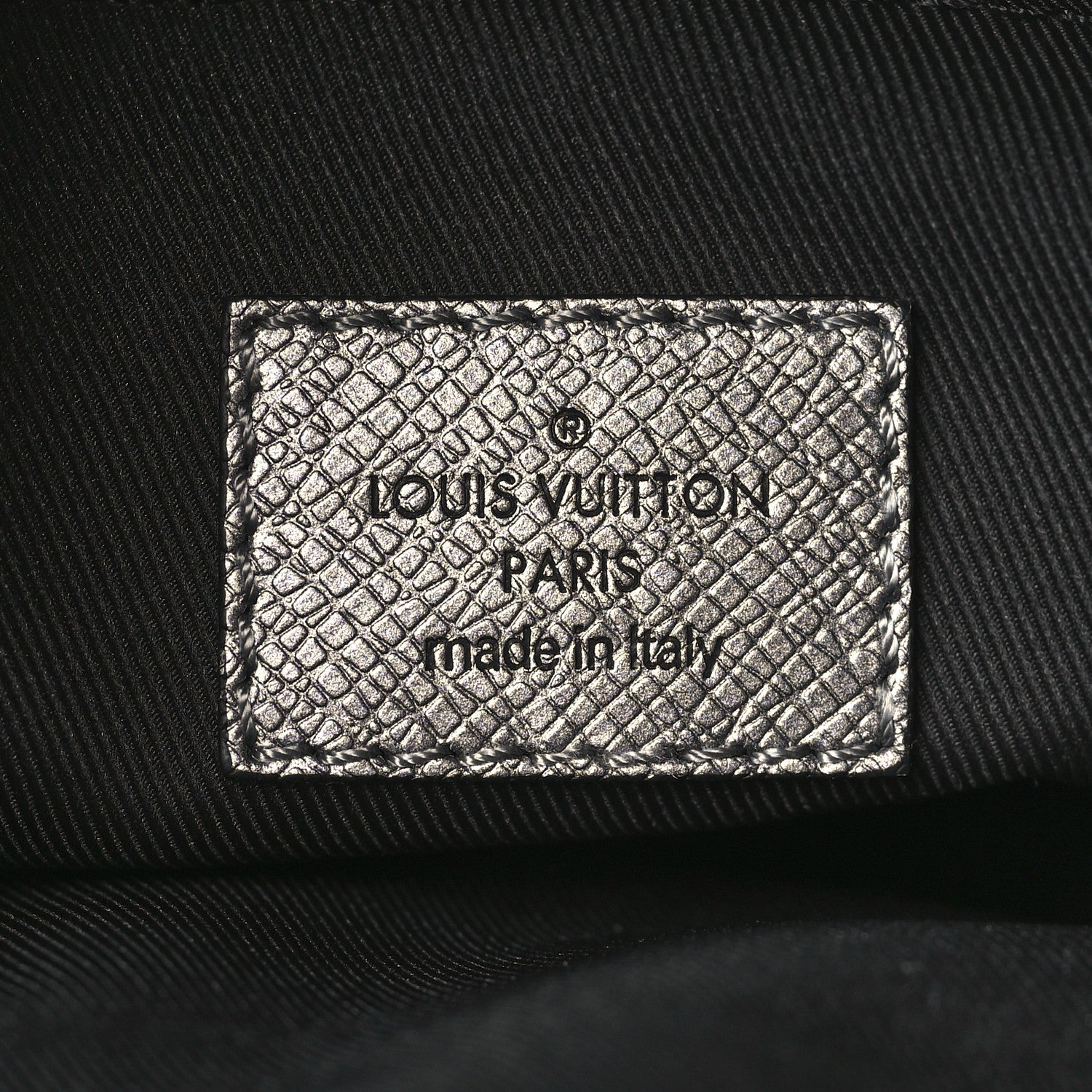 Louis Vuitton Taigarama Outdoor Messenger Gunmetal 6 of 9