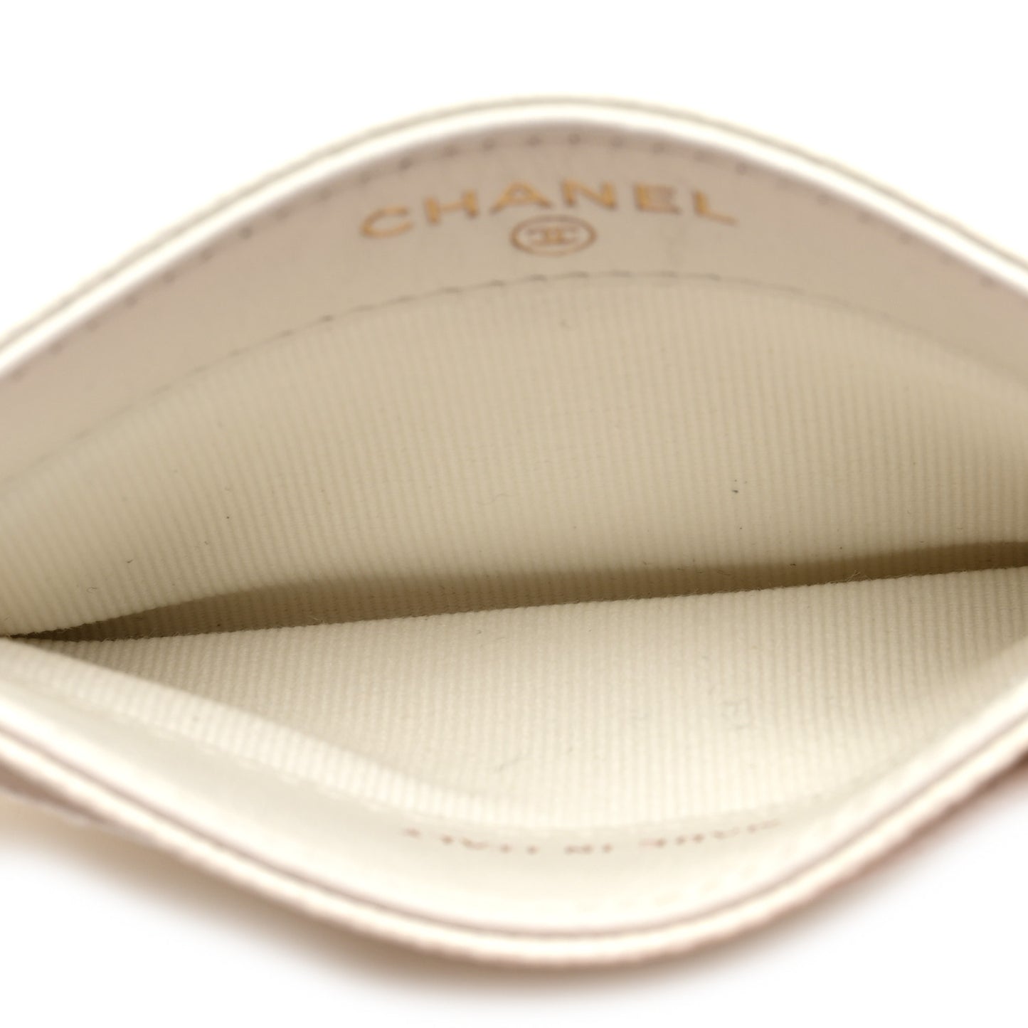 Caviar Quilted Card Holder White