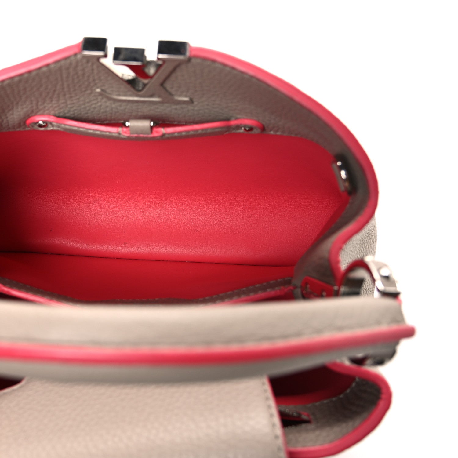 Louis Vuitton Taurillon Capucines BB Galet Litchi 5 of 14