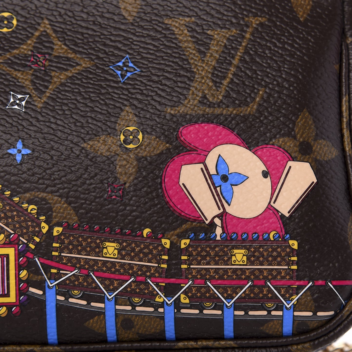 Monogram 2020 Christmas Animation Roller Coaster Mini Pochette Accessories Pivoine
