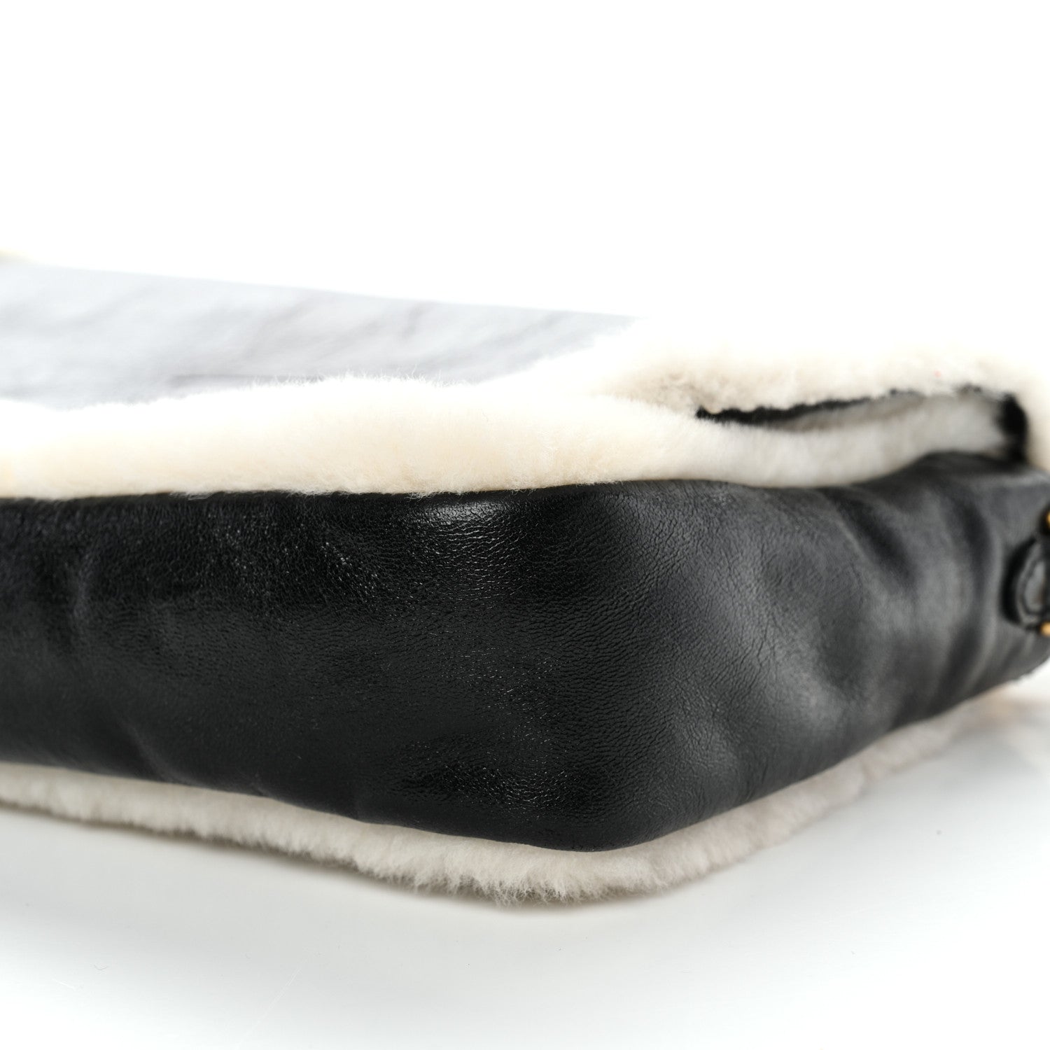 Fendi Lambskin Sheepskin Fur Large Baguette Black 1848841