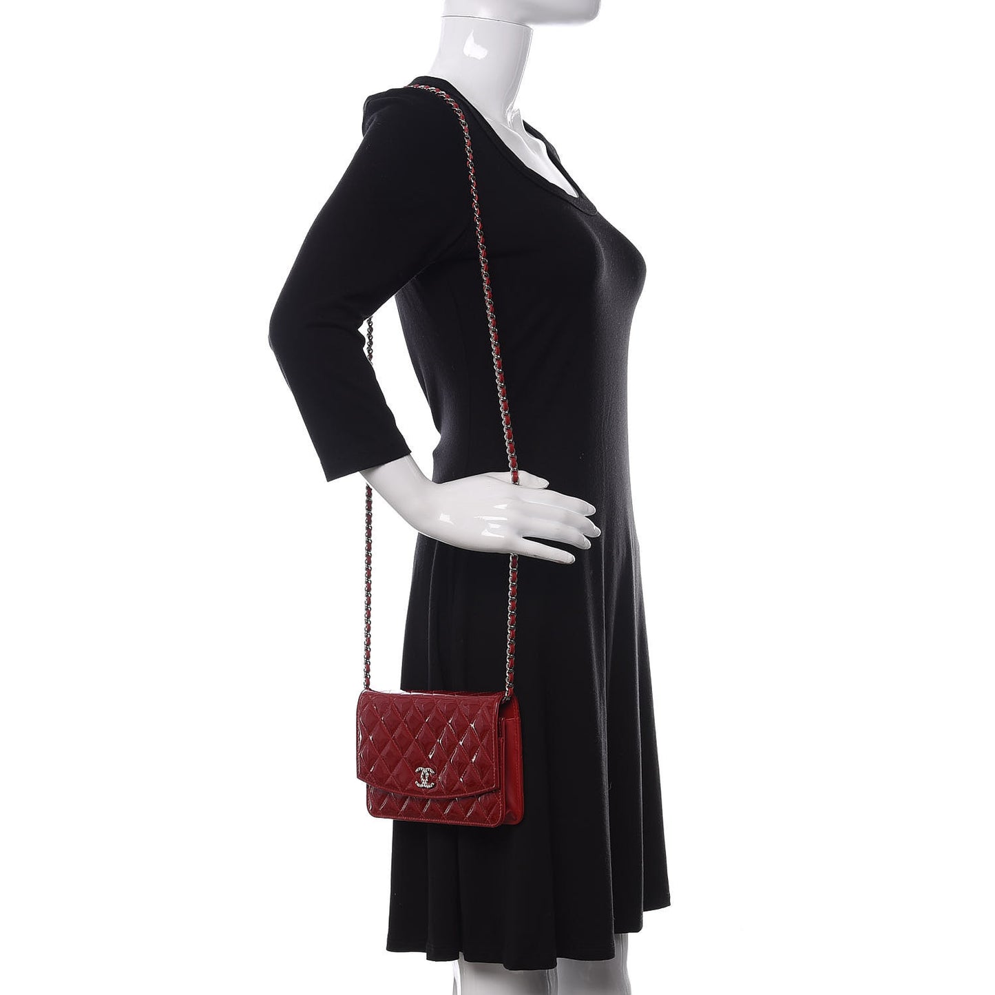 Patent Quilted Brilliant Wallet On Chain WOC Red