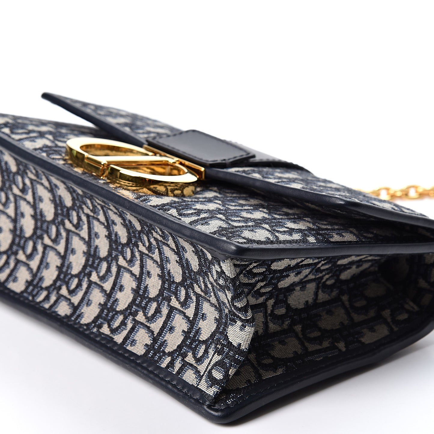 Oblique 30 Montaigne Chain Flap Bag Blue