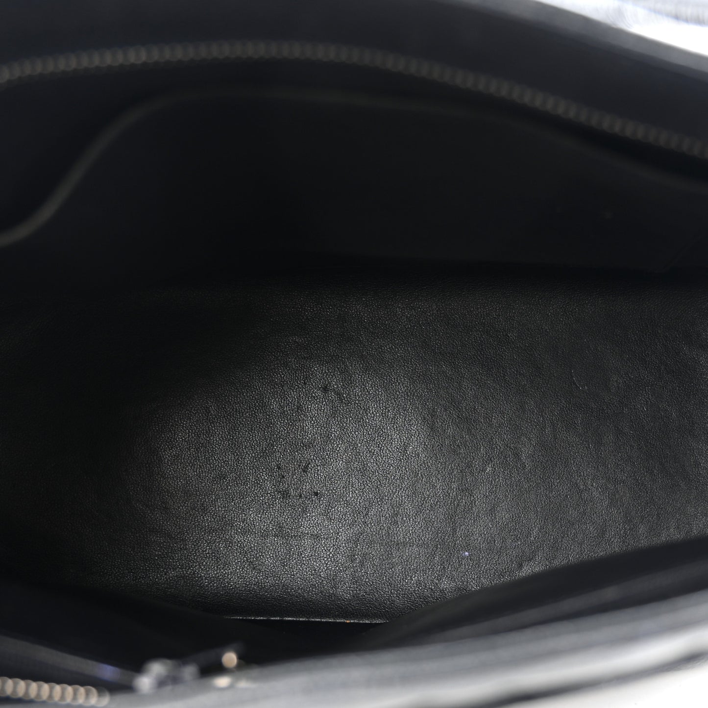 Caviar Quilted Medallion Tote Navy