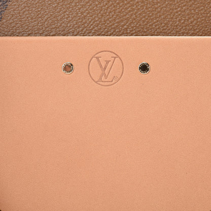 Louis Vuitton Reverse Monogram Giant Boite Chapeau Souple 7 of 10