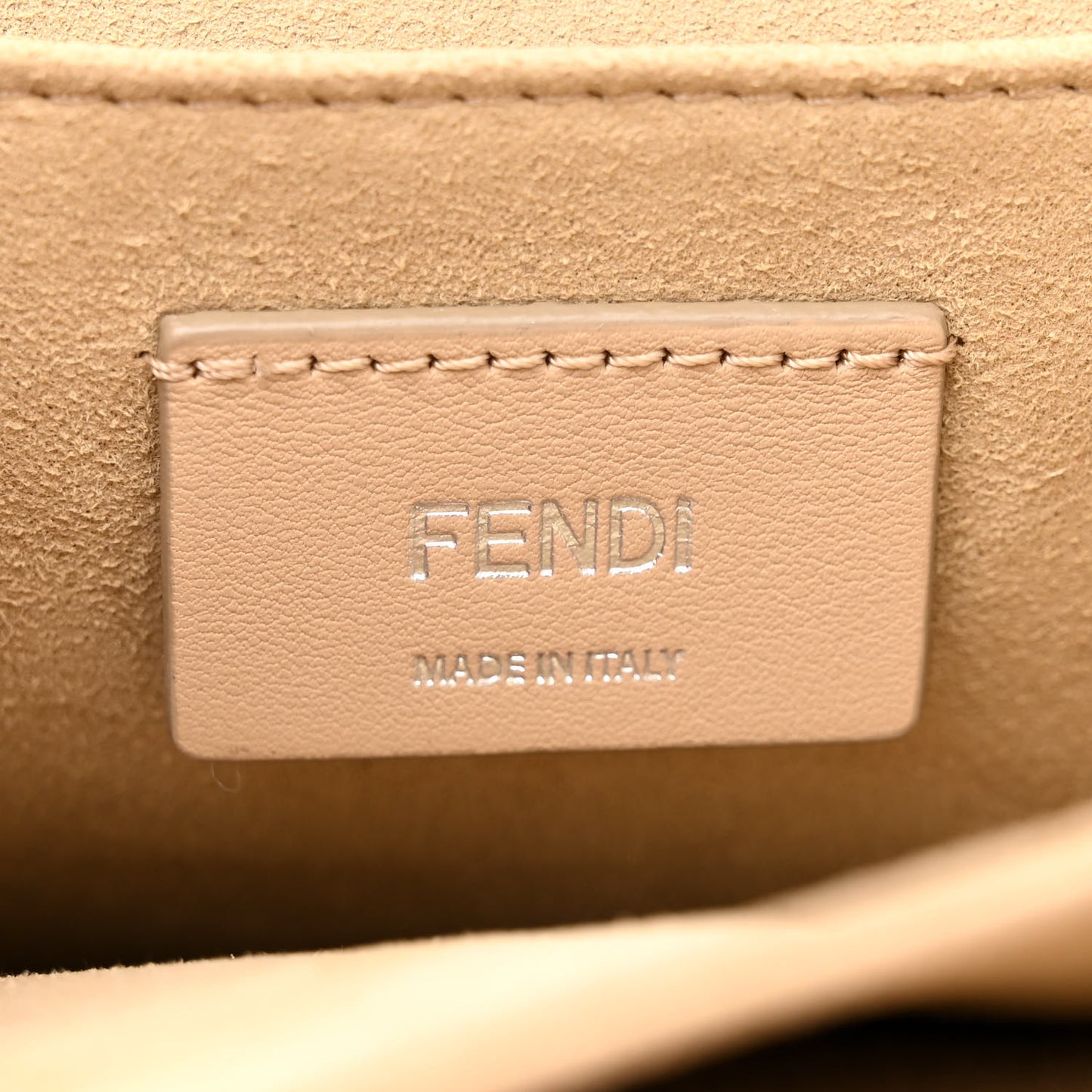 Vitello Liberty Scalloped Studded Kan I Shoulder Bag Plaster