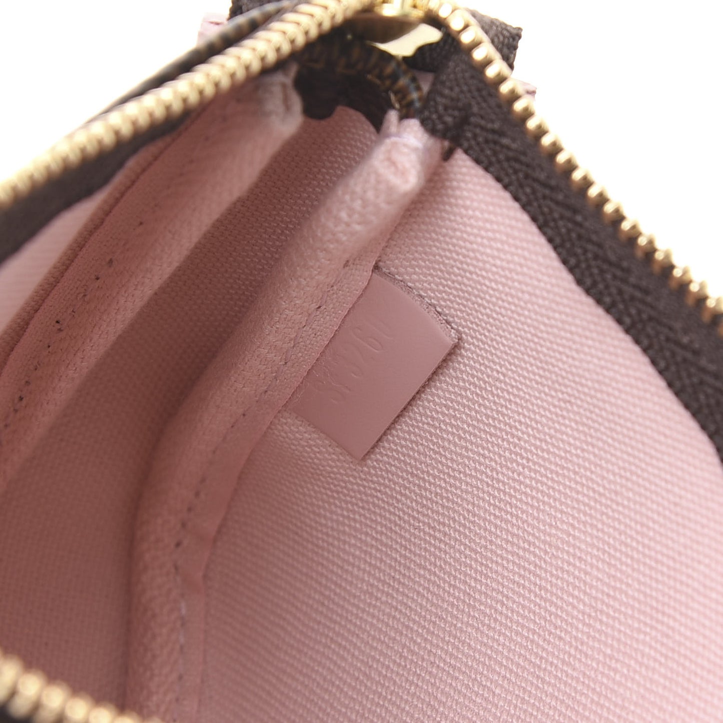 Damier Ebene 2020 Christmas Animation Big Wheel Mini Pochette Accessories Rose Ballerine