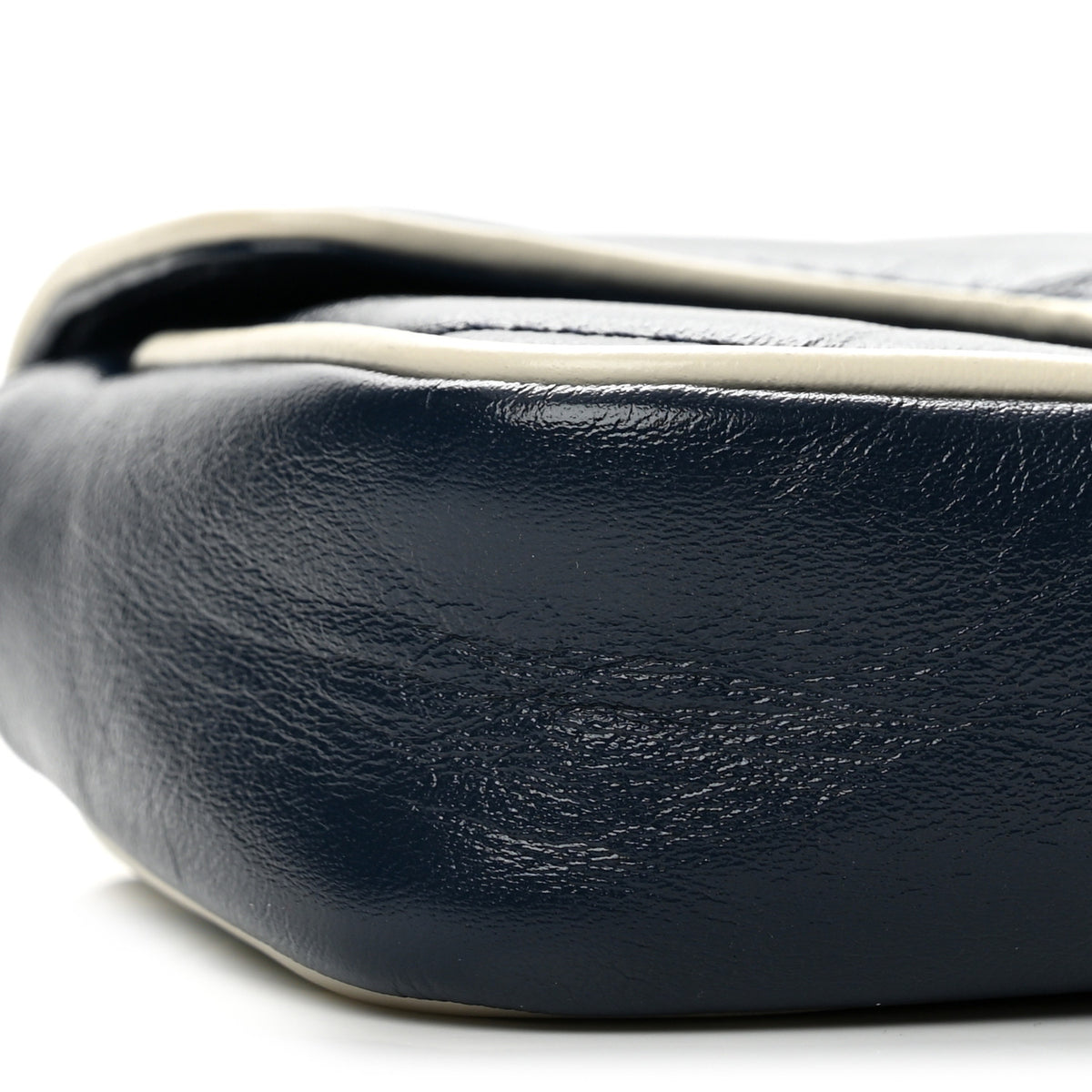 Vintage Effect Calfskin Matelasse Diagonal Super Mini Torchon GG Marmont Shoulder Bag Blue Agata Mystic White