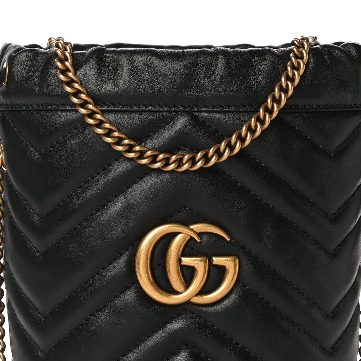 Calfskin Matelasse Mini GG Marmont 2.0 Bucket Bag Black