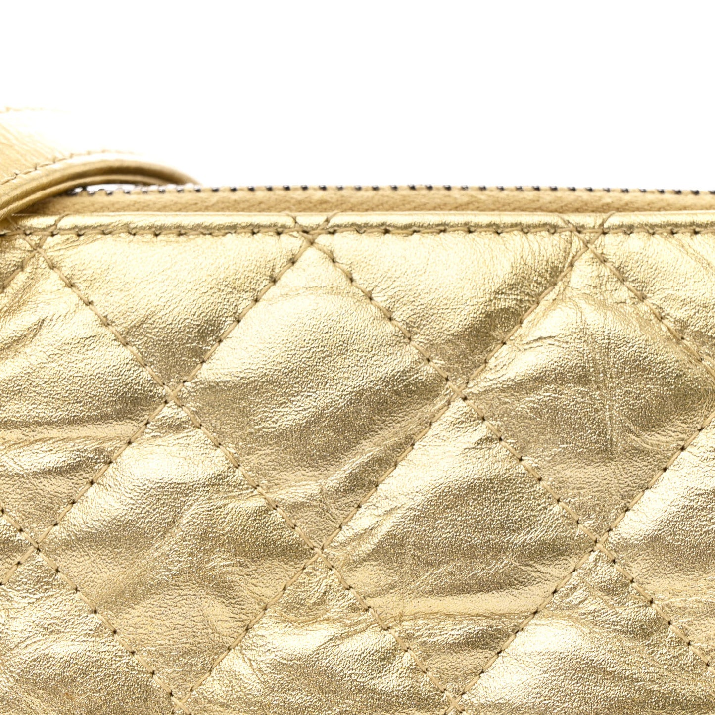 Metallic Aged Calfskin Quilted Small Gabrielle Clutch With Chain Gold