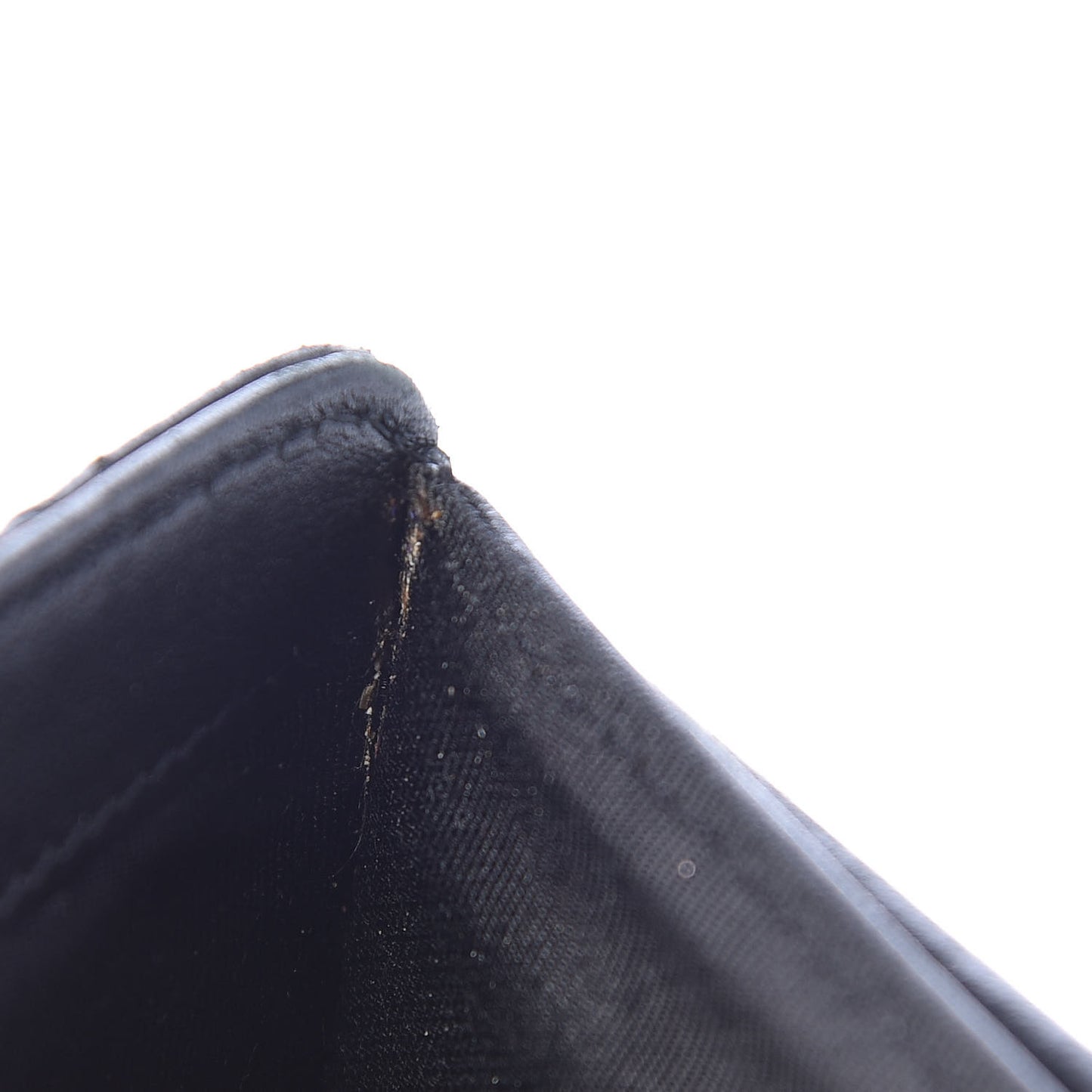 Lambskin Quilted Yen Wallet Black