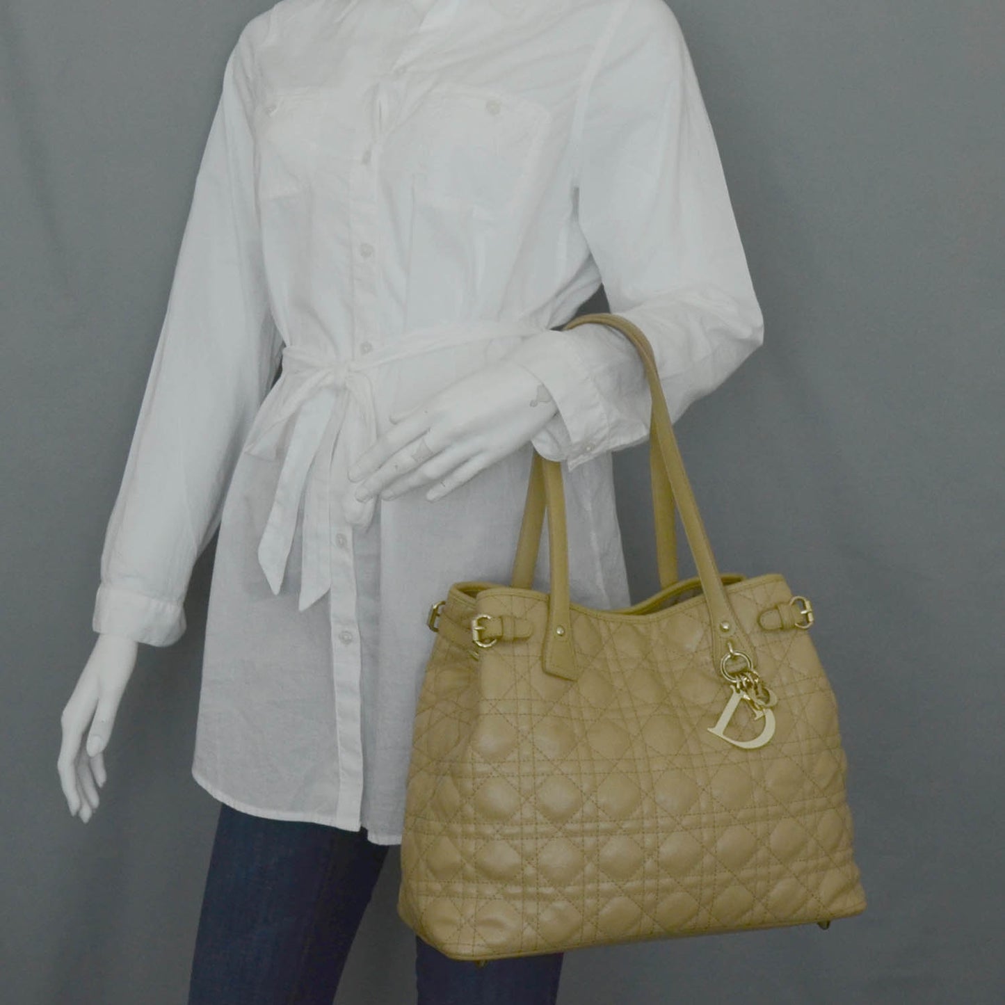 Coated Canvas Cannage Medium Panarea Tote Beige