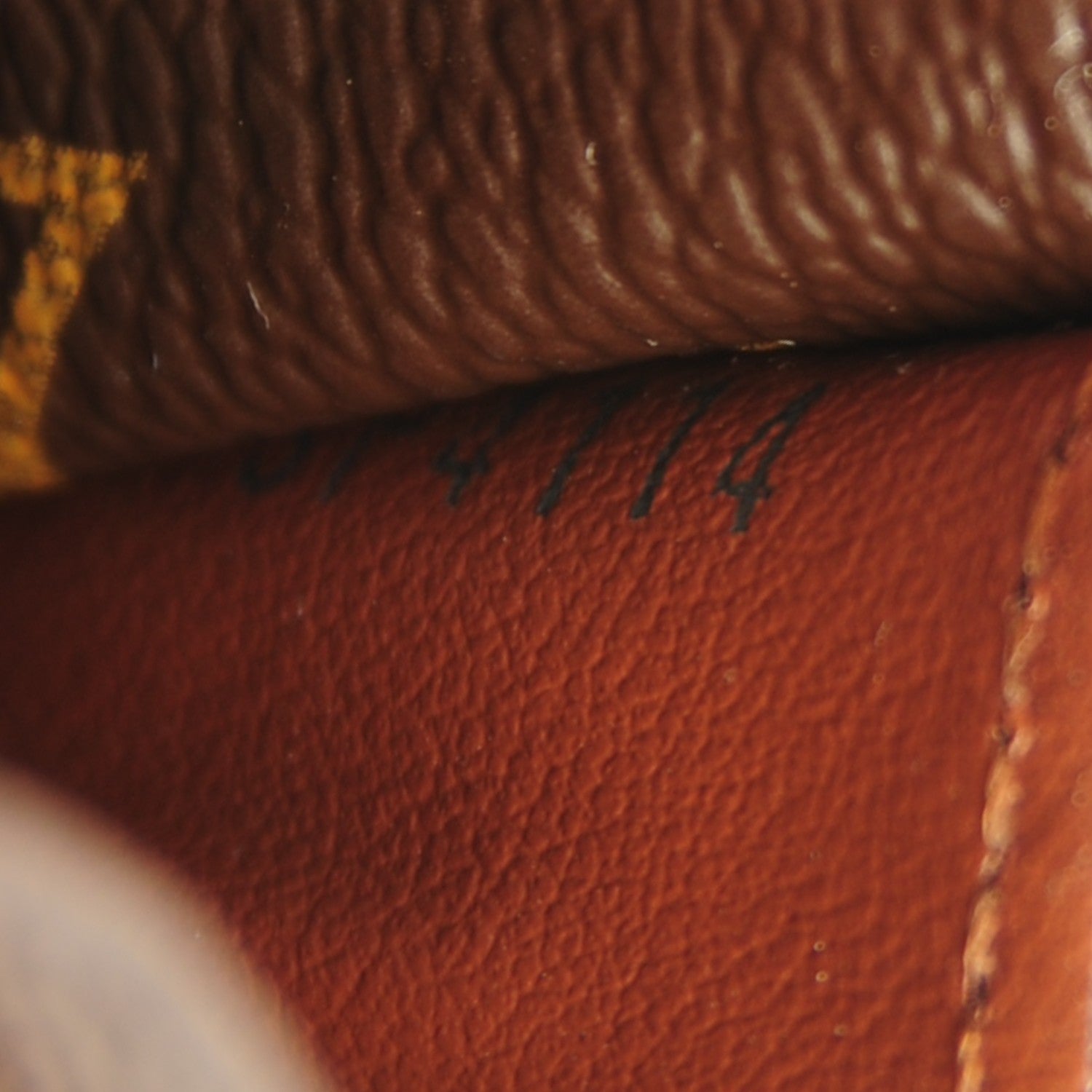 Louis Vuitton Monogram Sarah Wallet NM 7 of 7