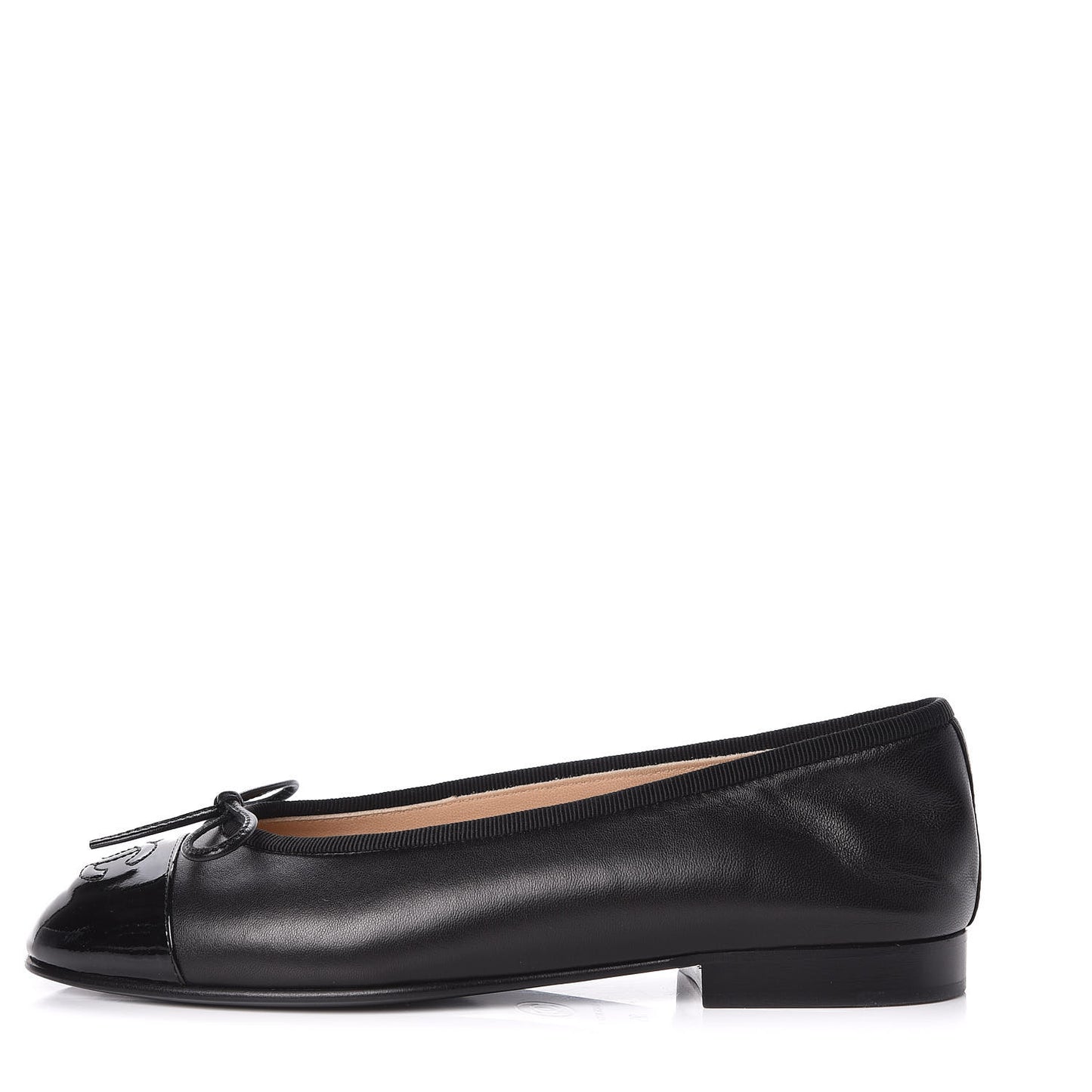 Lambskin Patent CC Cap Toe Ballerina Flats 35 Black